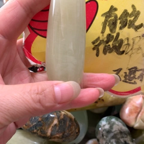 蛇纹石玉未镶嵌手把件