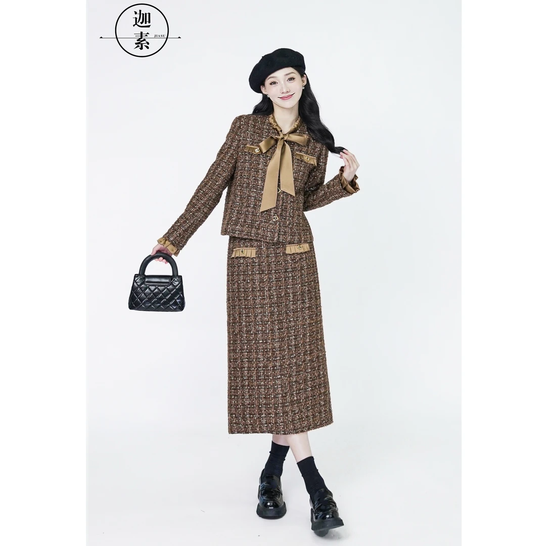 迦素JIASU【留洋千金】2024秋季气质时尚休闲显瘦小香风套装 S393
