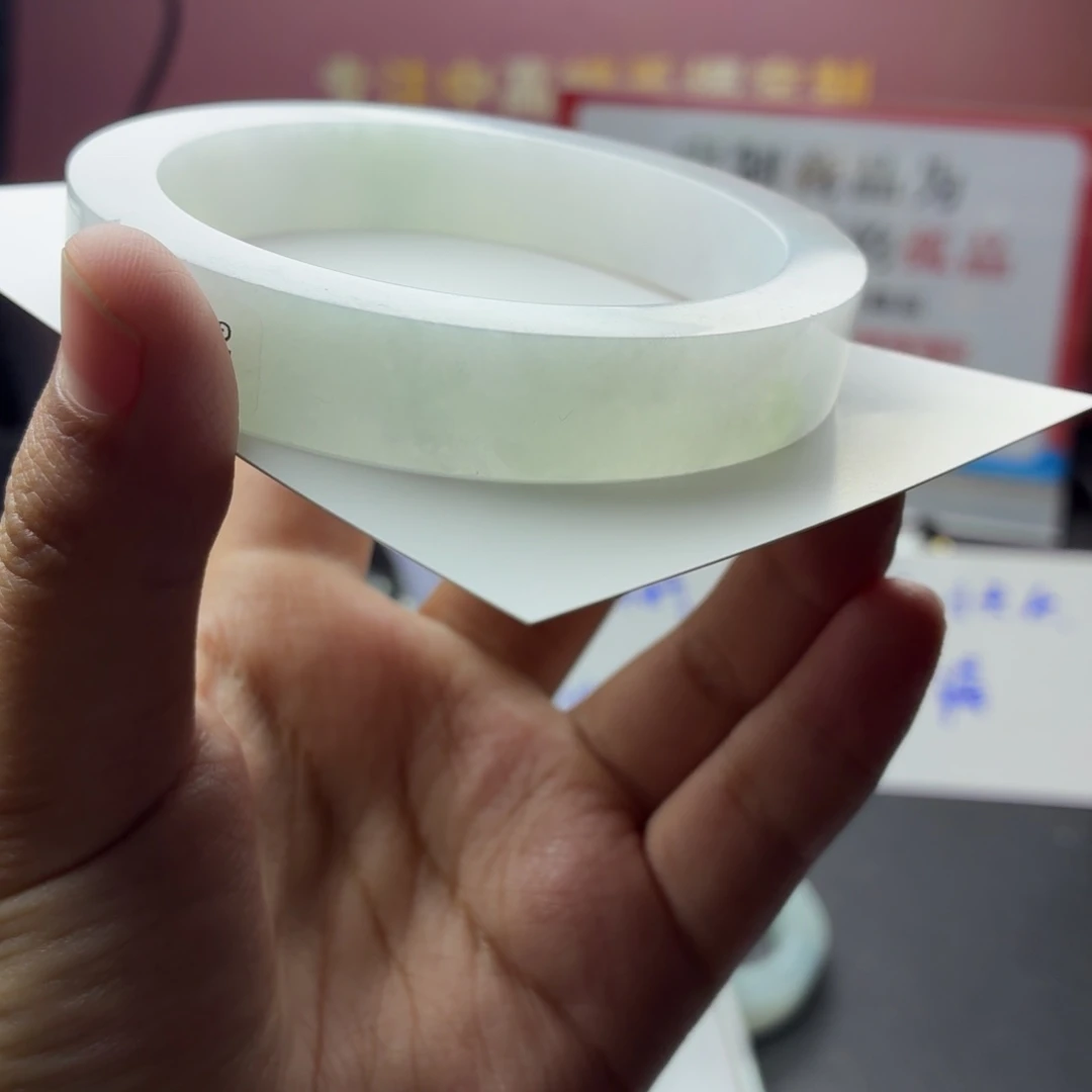 小***周定制翡翠未镶嵌缅A翡翠多样性发一