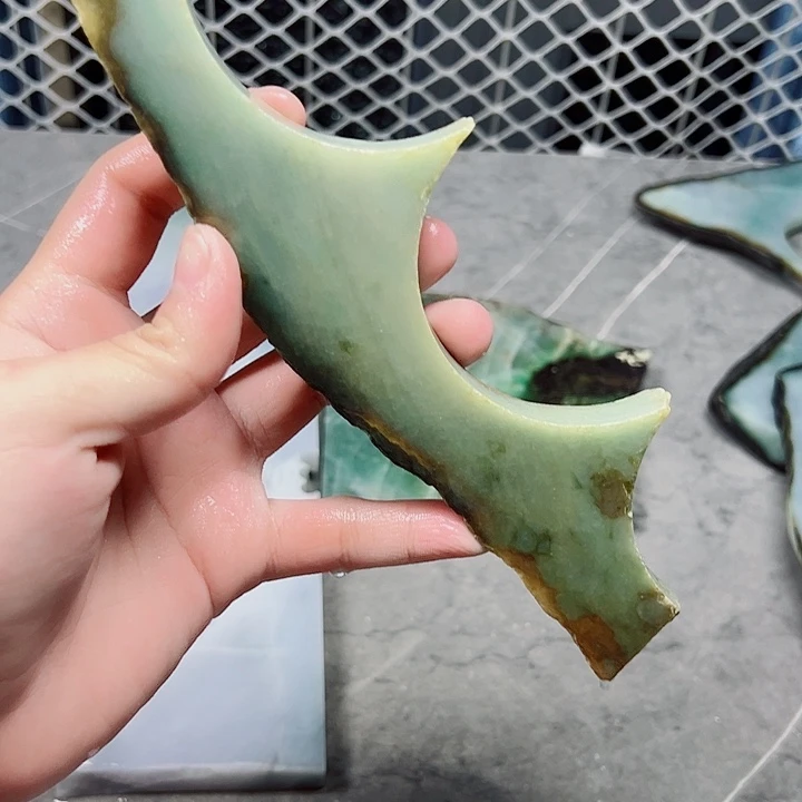 颈饰未镶嵌翡翠纯天然缅甸翡翠