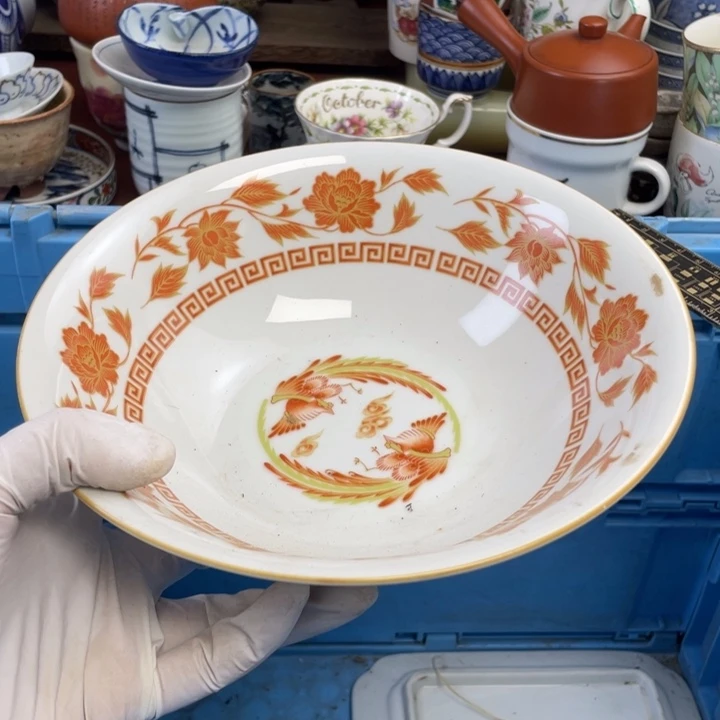 他家瓷器真美….开播了