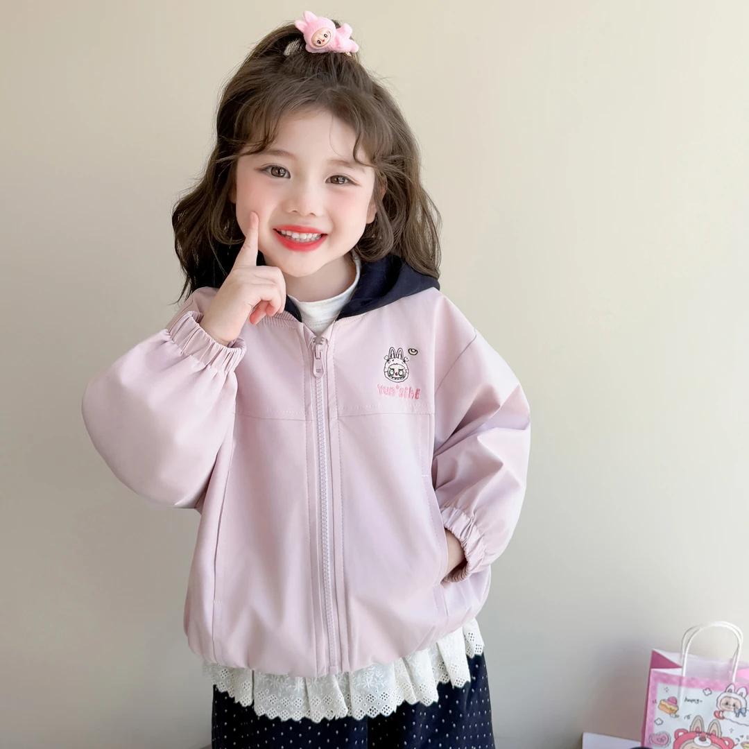 女童2025秋季儿童新款可爱卡通动画绣花中小童连帽花边拉链外套