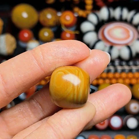 玛瑙/玉髓颈饰未镶嵌乐*老型珠配饰