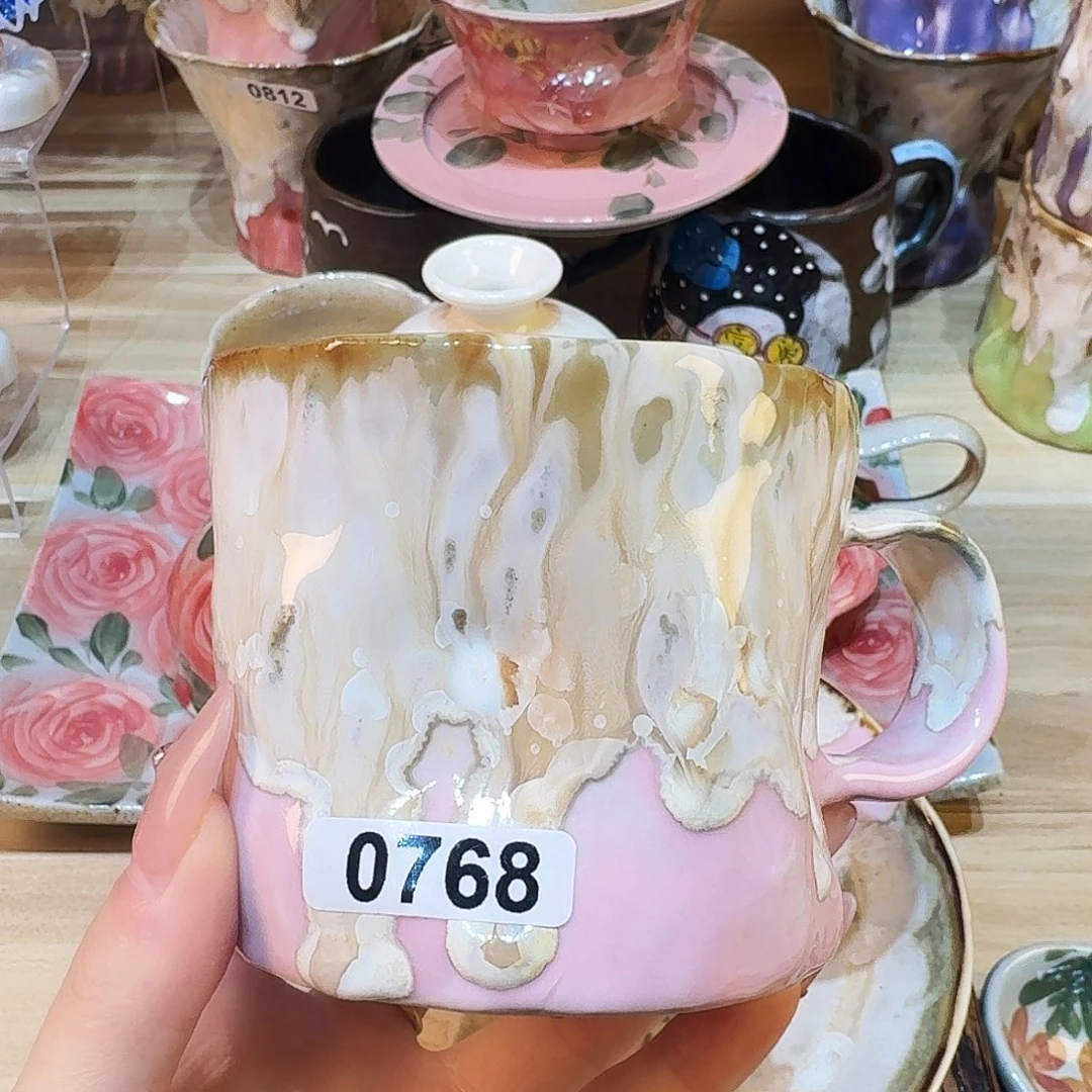 哈哈哈尴尬尴尬哈哈