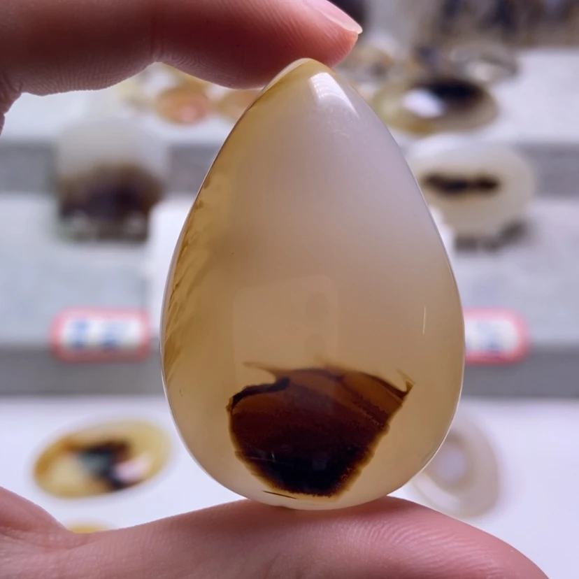 【闪购商品】未镶嵌玛瑙/玉髓珠宝奇石