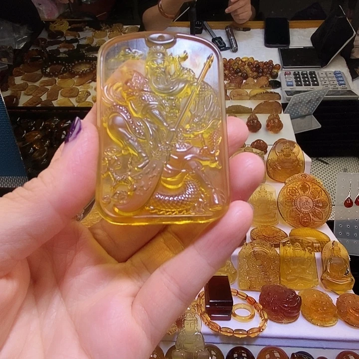 琥珀未镶嵌吊坠(不含链)天然缅甸琥珀金珀关公
