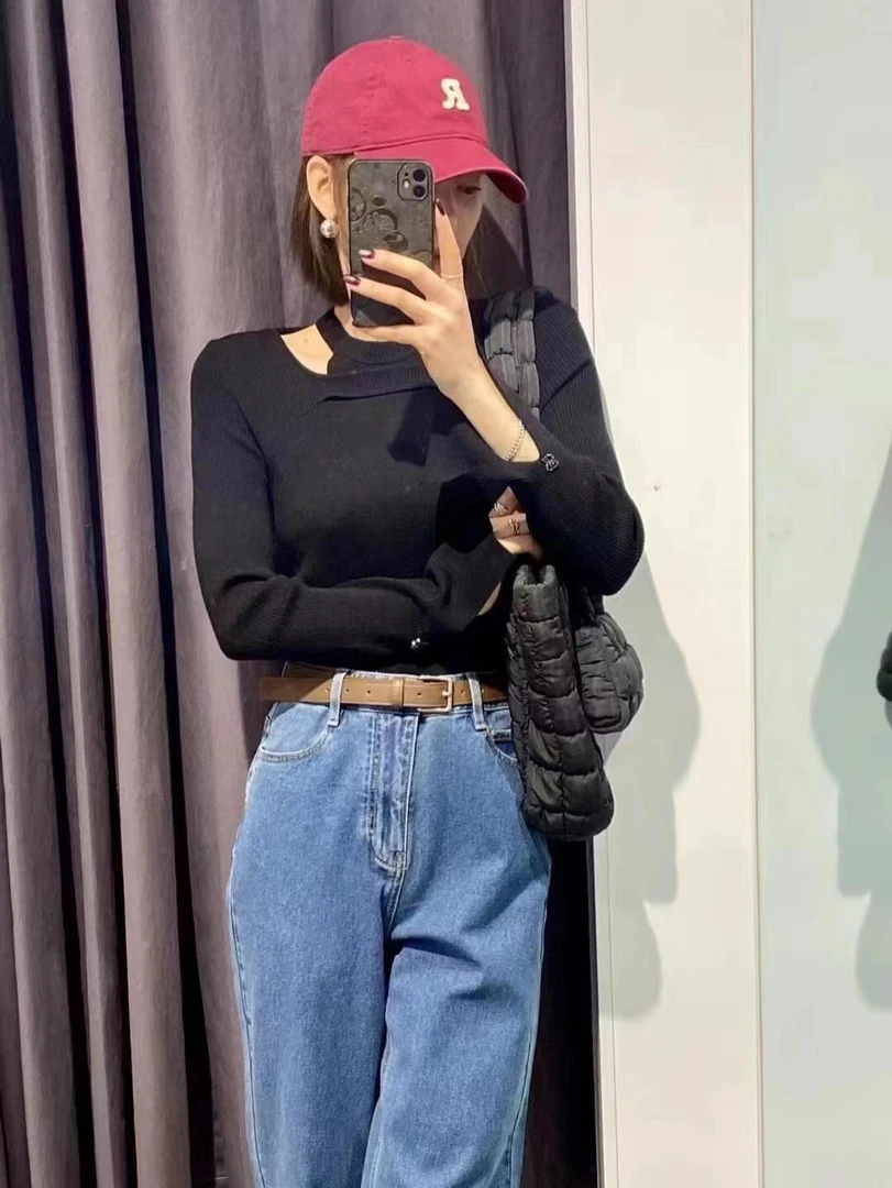 569【0283】【0289】镂空锁骨套头衫（不含配饰}