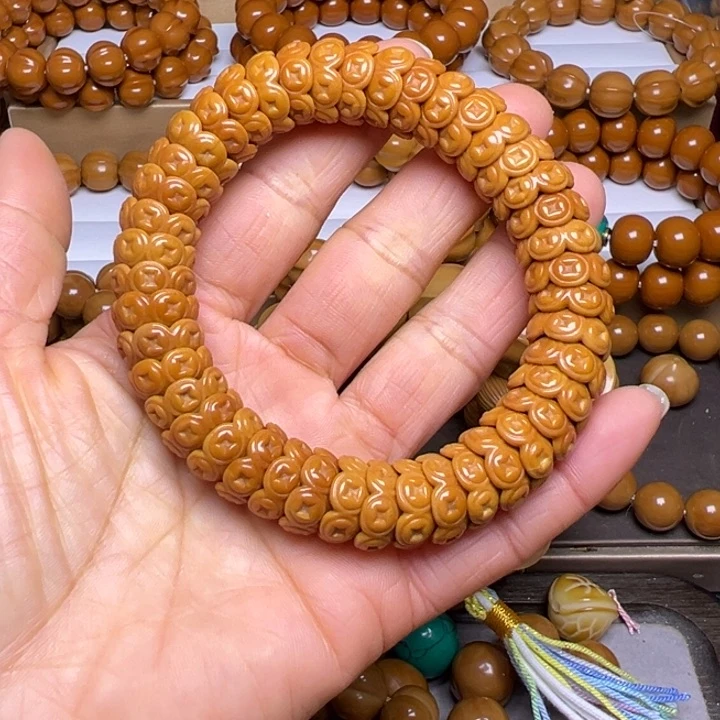 吊坠橄榄核聚宝盆