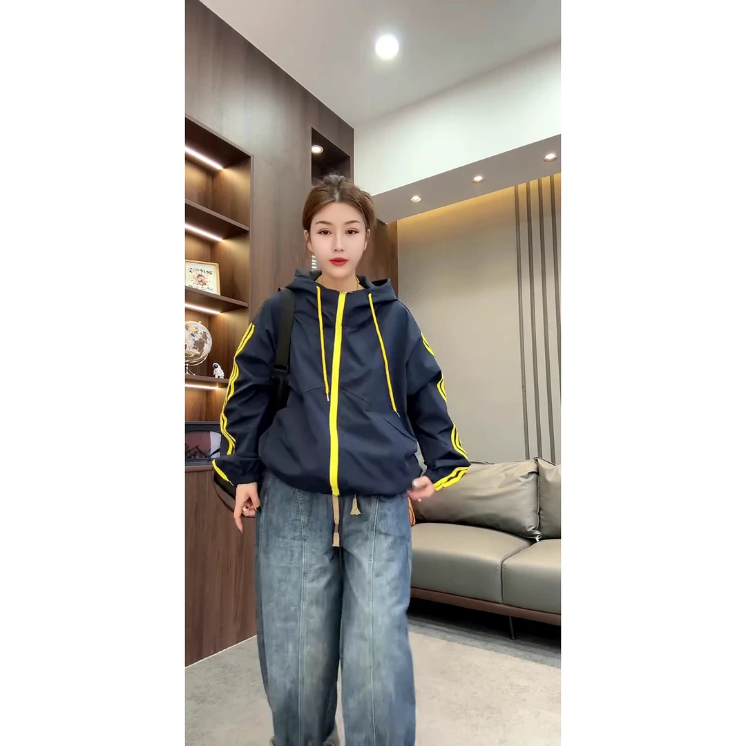 秋季新款时尚宽松设计感撞色织带连帽冲锋衣外套