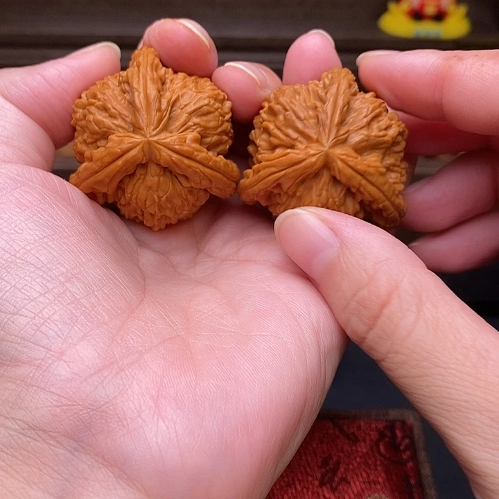 解***药把件文玩核桃白奔
