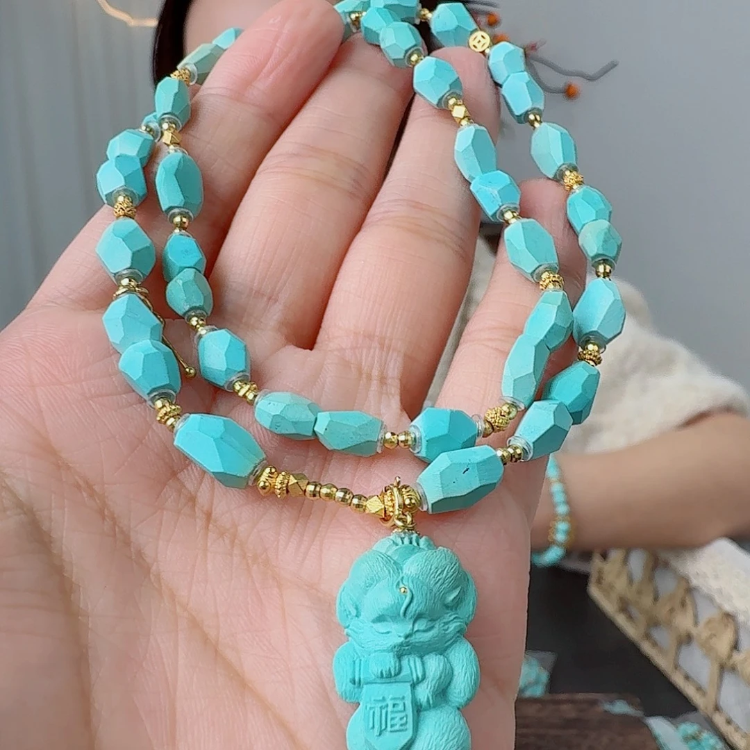 奶****绿松石18K金镶嵌珠宝奇石