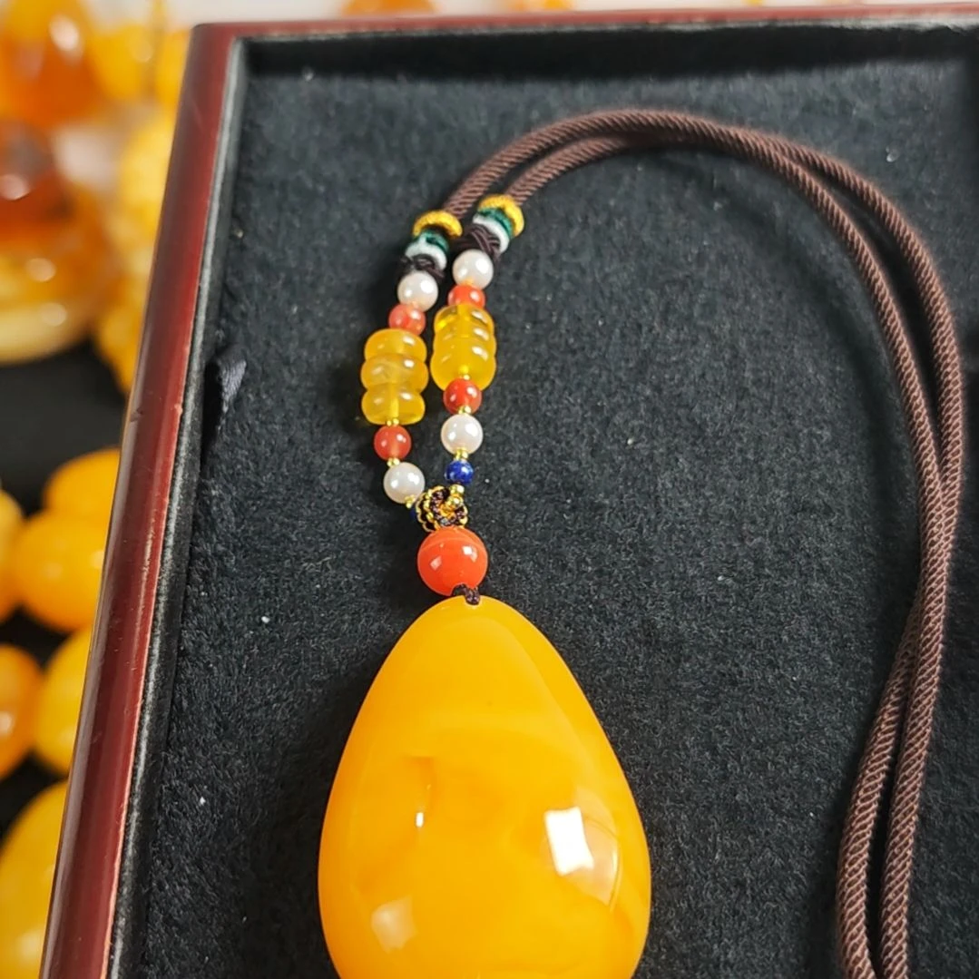 蜜蜡吊坠(赠链)未镶嵌