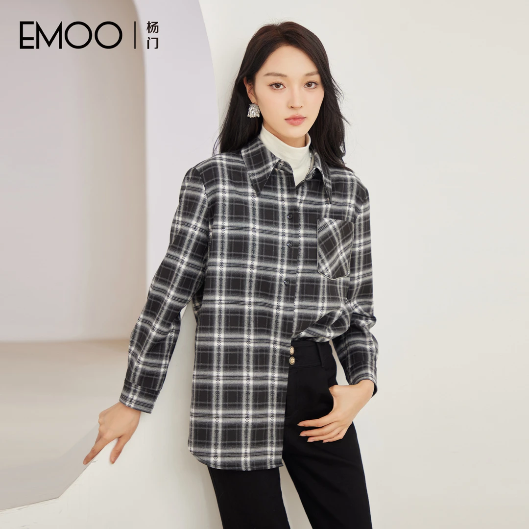 EMOO/杨门小熊纹学院复古时尚翻领格纹四季长袖衬衣E44H013346
