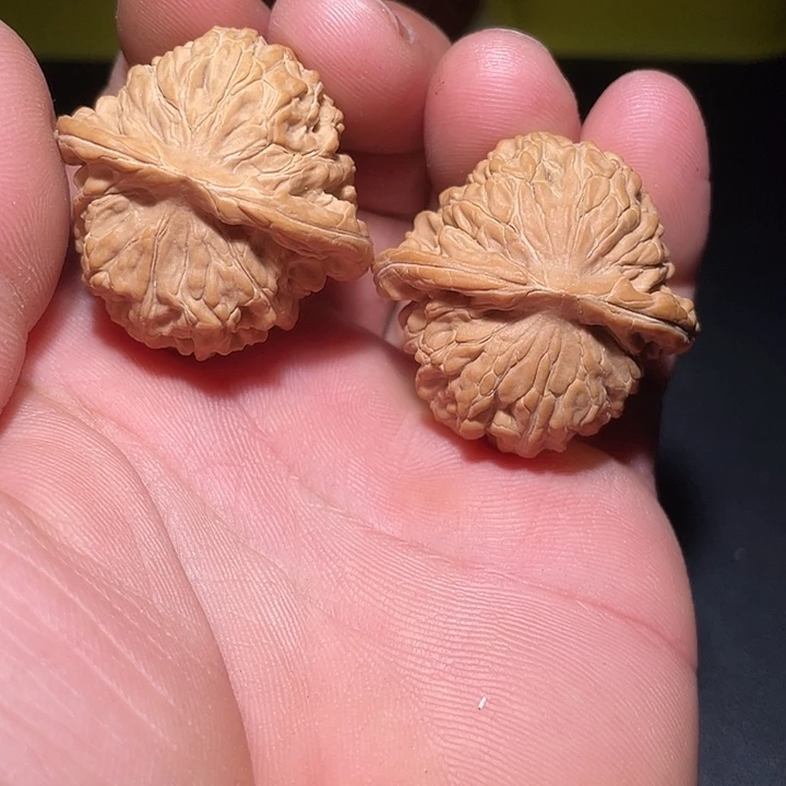 蜡***新把件文玩核桃四座楼