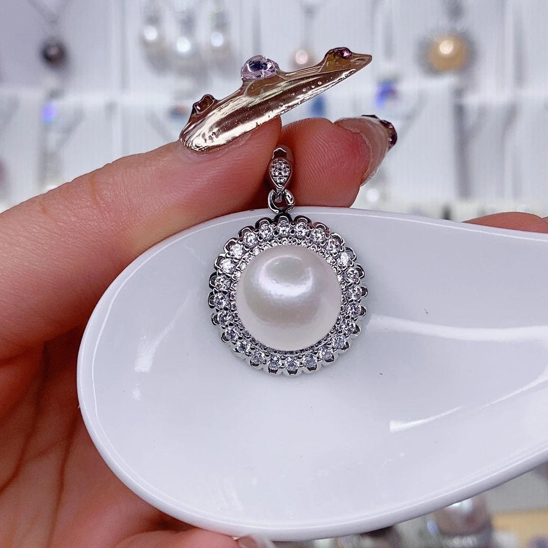 淡水珍珠未镶嵌吊坠(赠链)