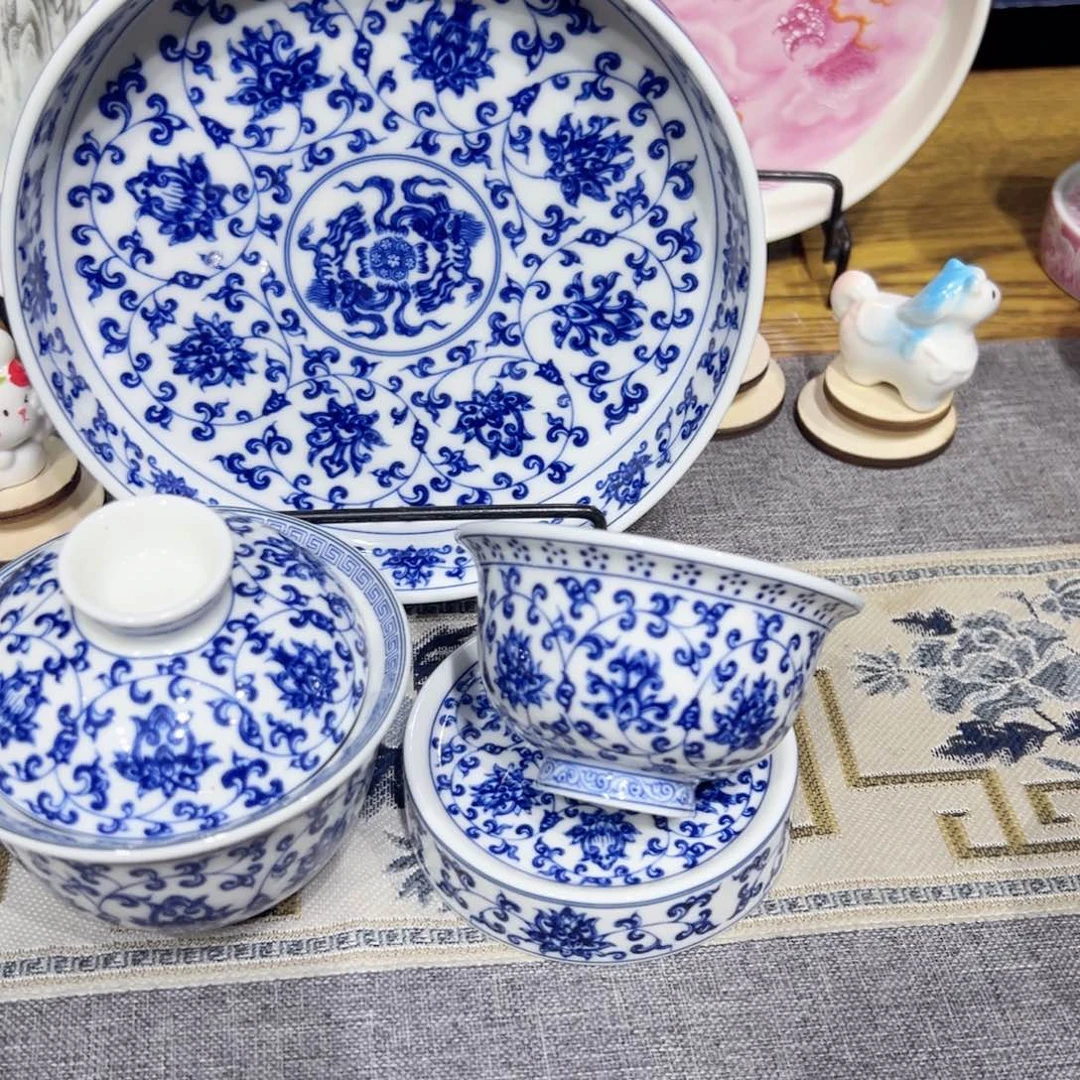 景德镇陶瓷学院等单位联合举办了