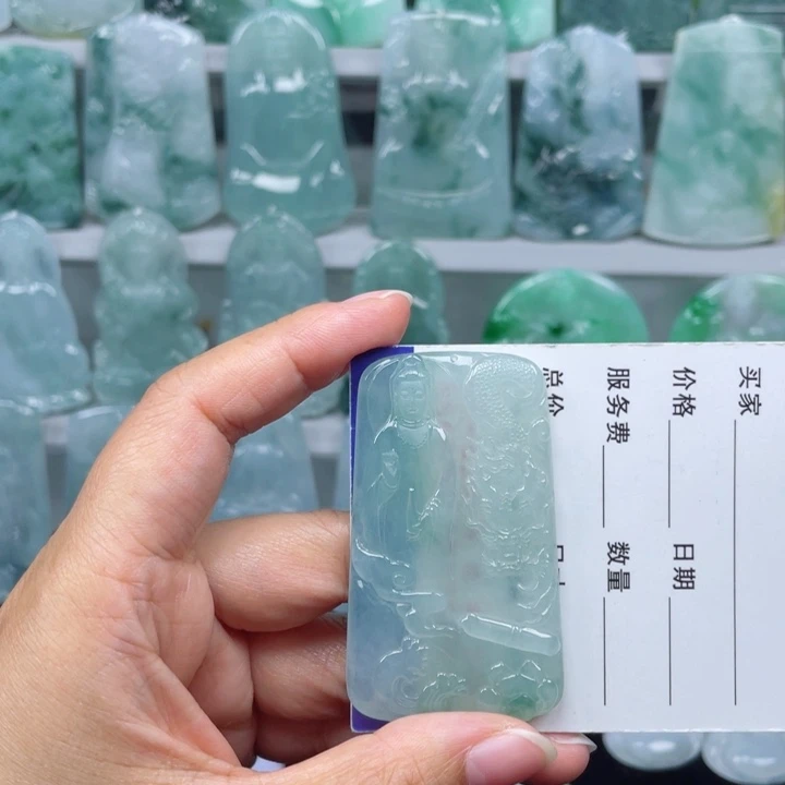 颈饰未镶嵌翡翠玉龙观音