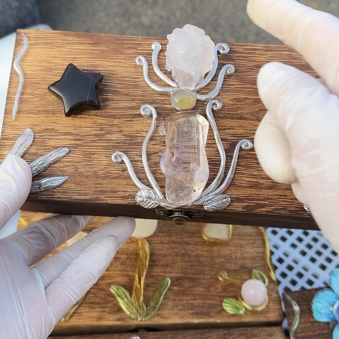 努***刘烟晶颈饰未镶嵌白