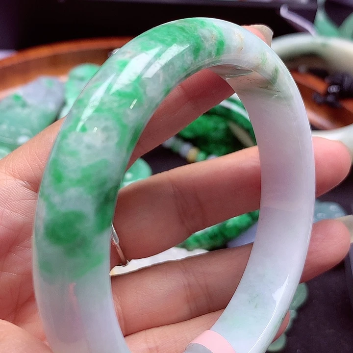 未镶嵌手镯翡翠翡翠