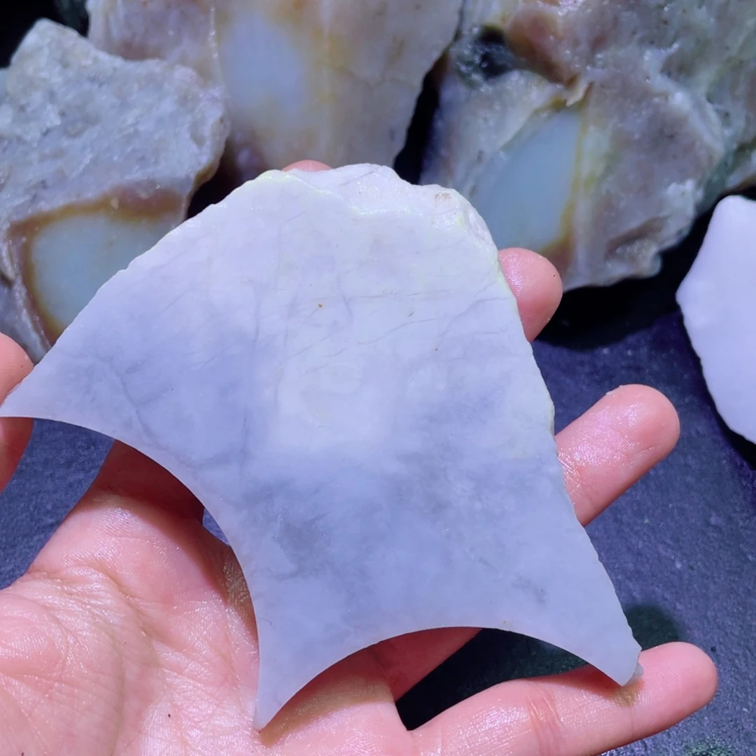 和田玉未镶嵌珠宝半成品