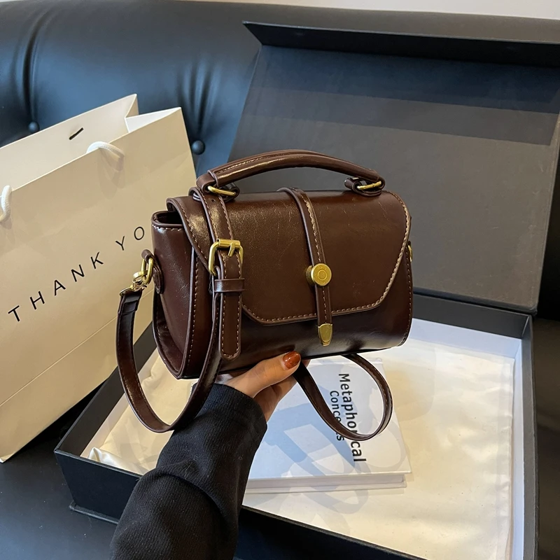 高级感女士包包2025新款时尚复古百搭单肩斜挎包超火手提小方包女