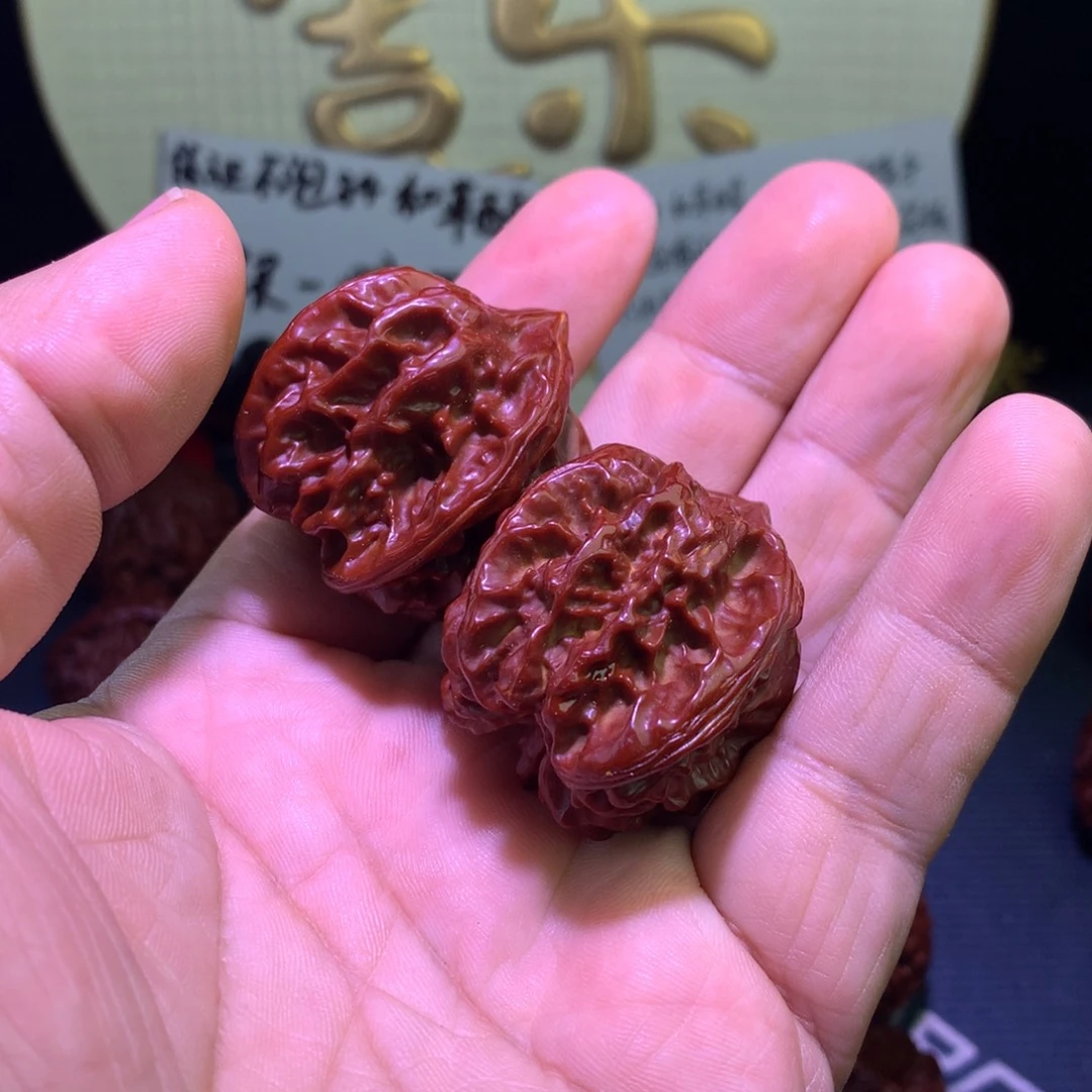 文玩核桃把件大龙