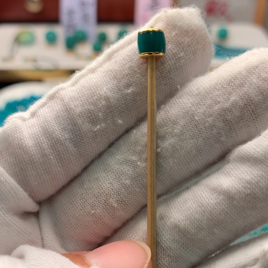 绿松石18K金镶嵌配饰j