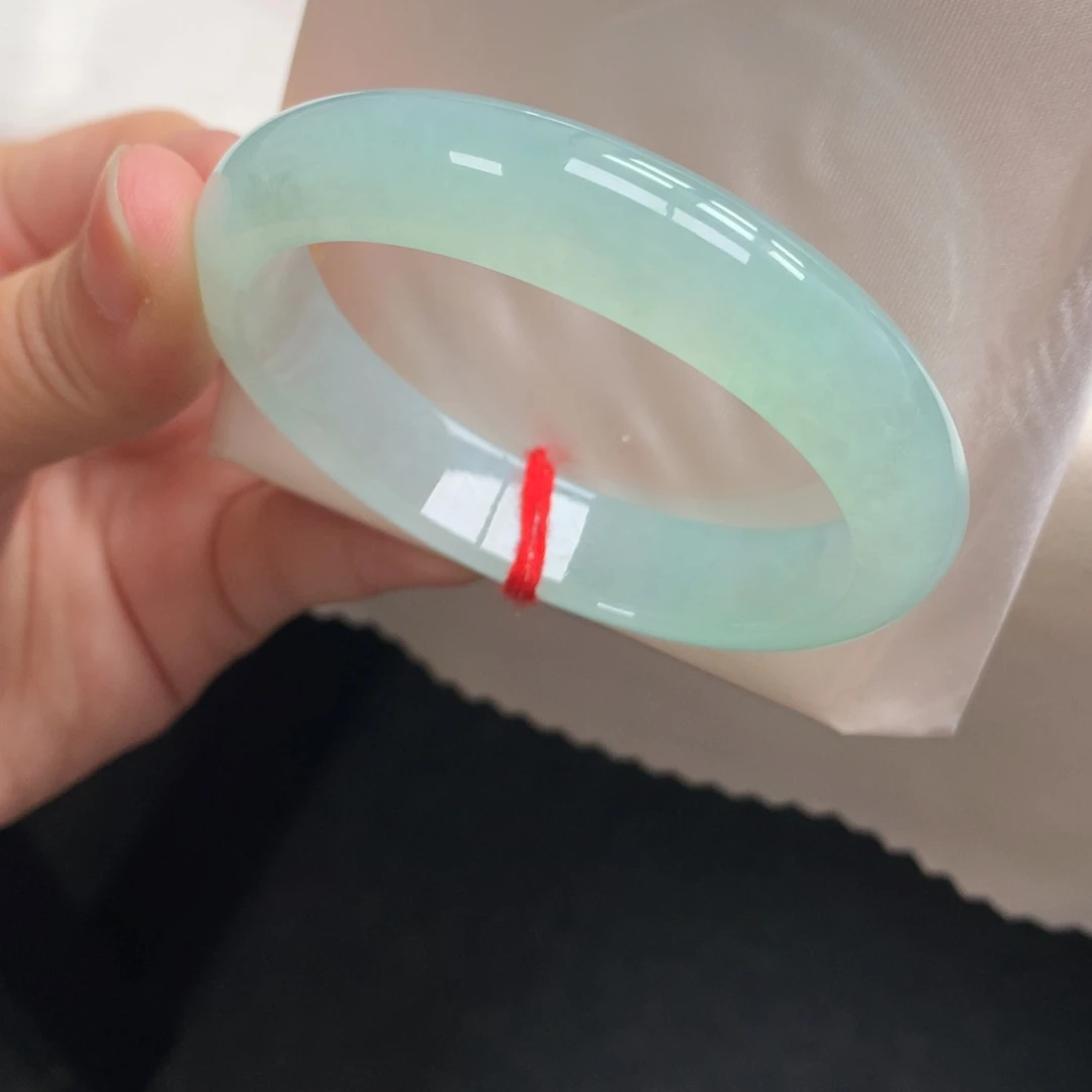 翡翠未镶嵌手镯34号54贵妃春风薄荷绿（完美度高）强推