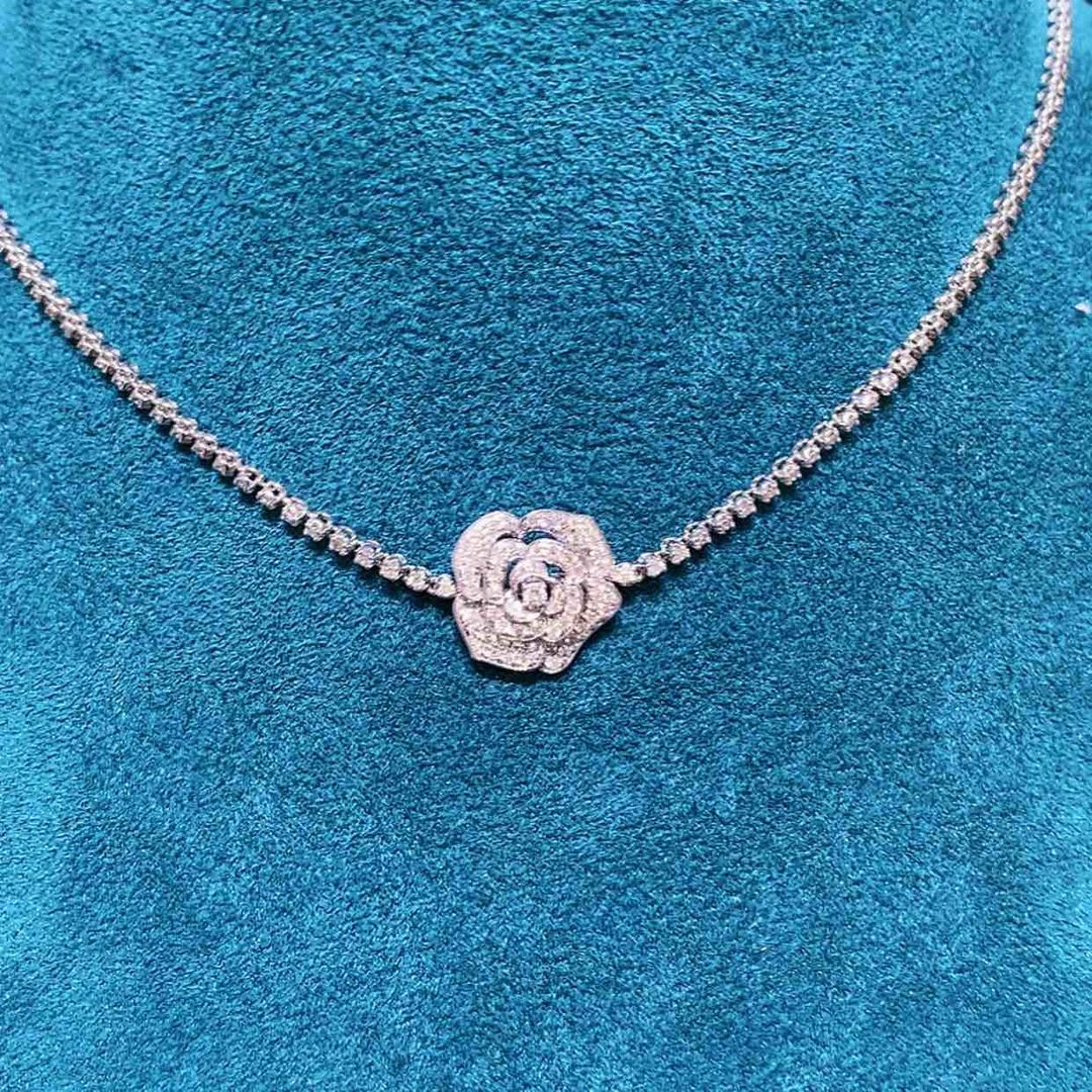 【闪购商品】钻石颈饰18K金镶嵌钻石项链