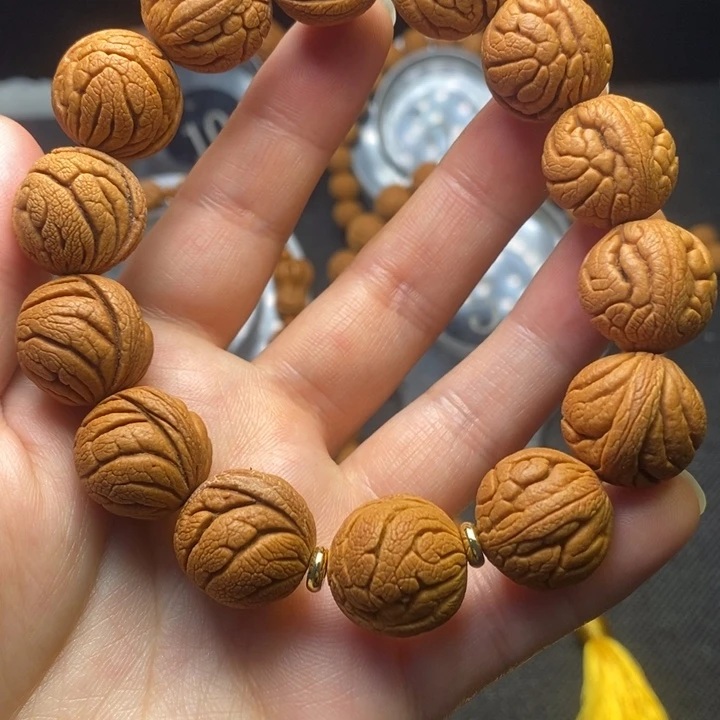 桃核吊坠秦岭野生桃核