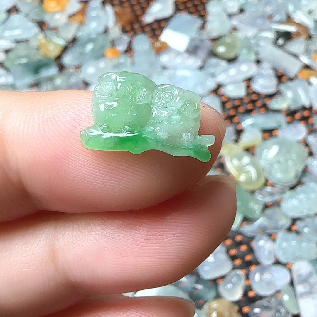 未镶嵌定制翡翠翡翠