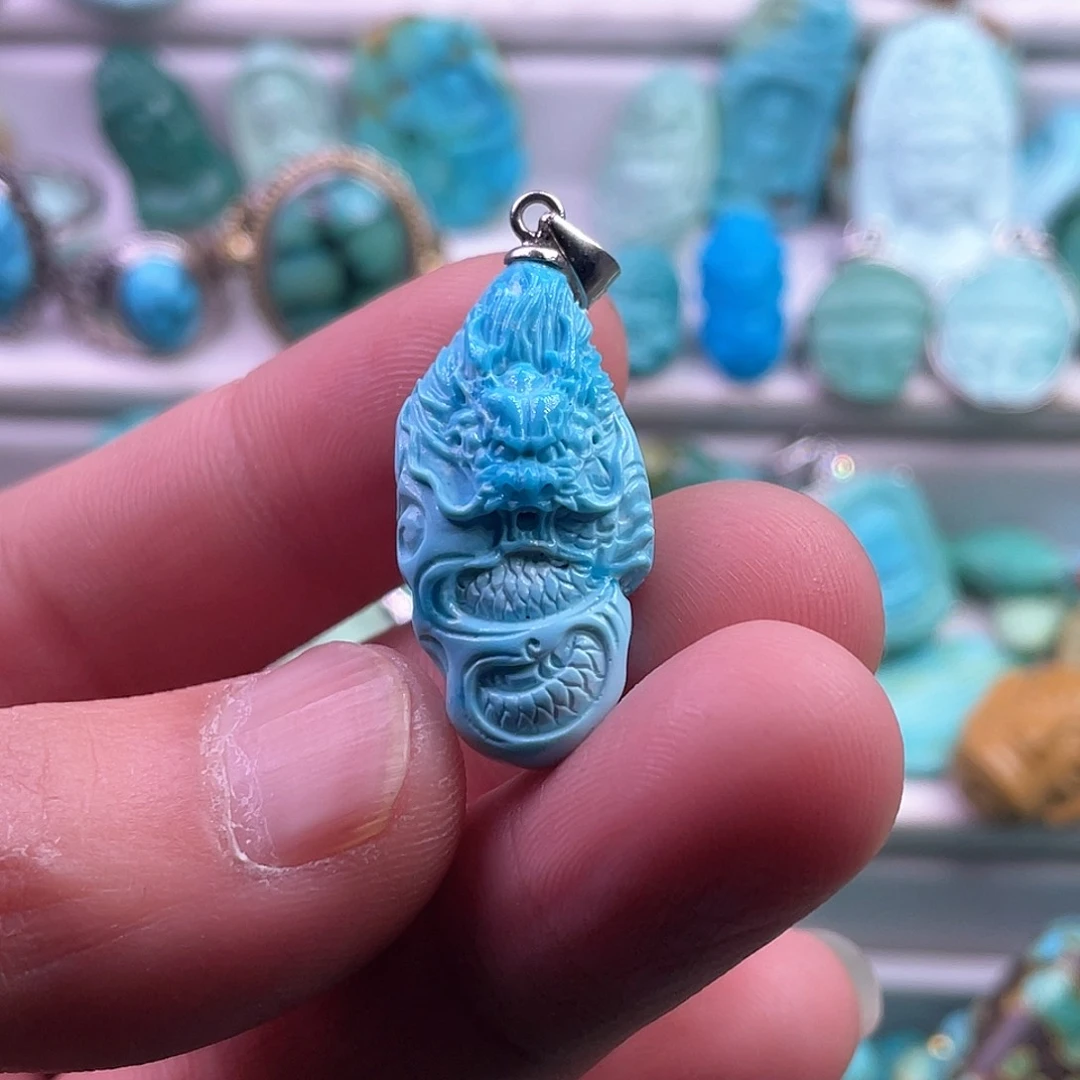 绿松石颈饰未镶嵌神*叨