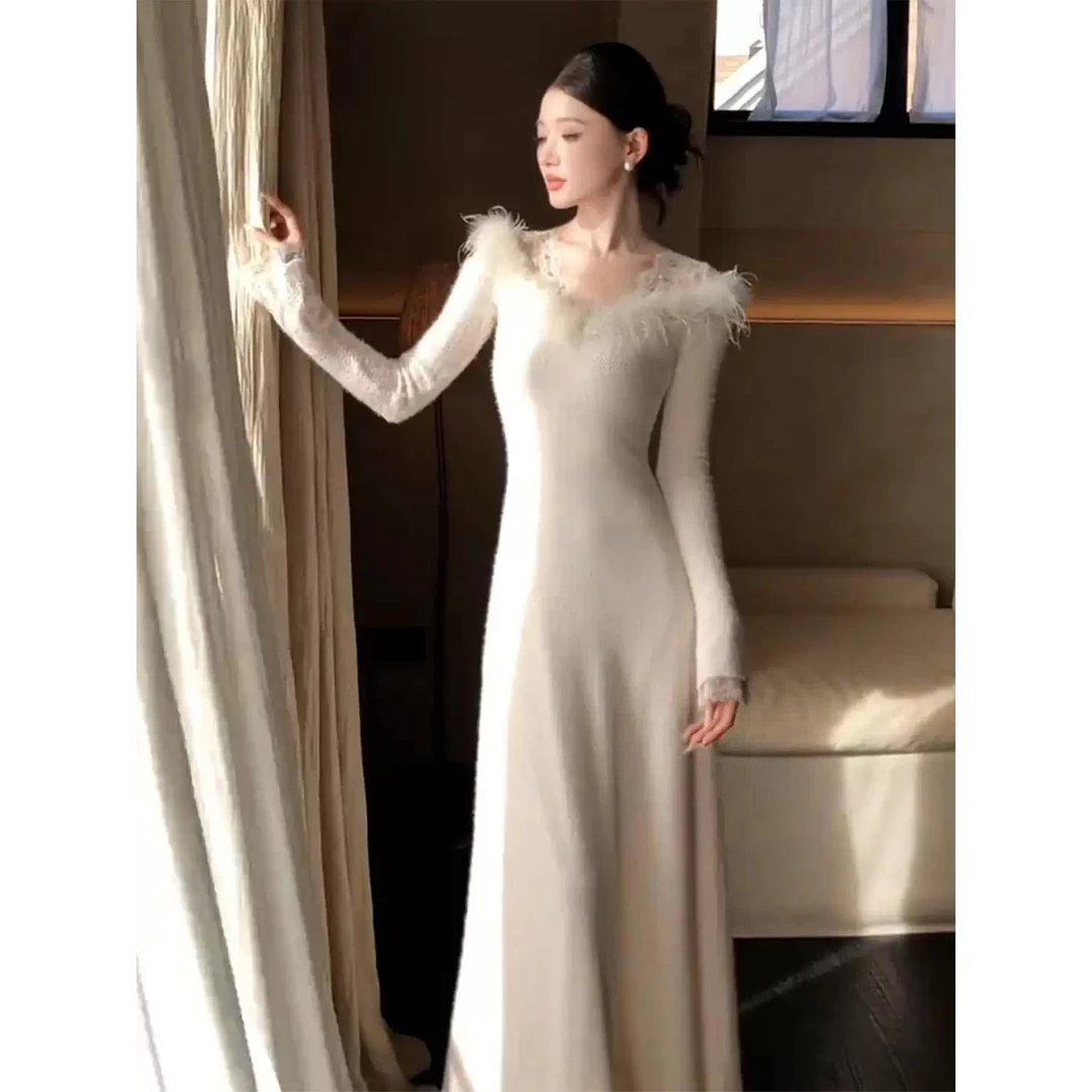 秋冬温柔富家千金感气质长裙重要场合巨好看轻熟小香风白色连衣裙