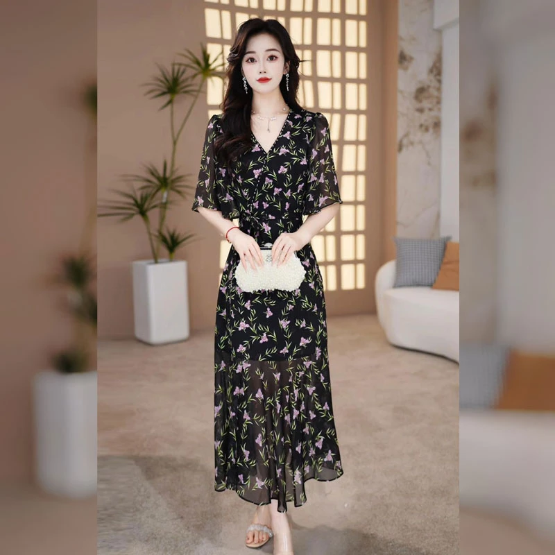 【千羽定制】法式碎花连衣裙2025年夏季新款减龄收腰显瘦a字裙子潮