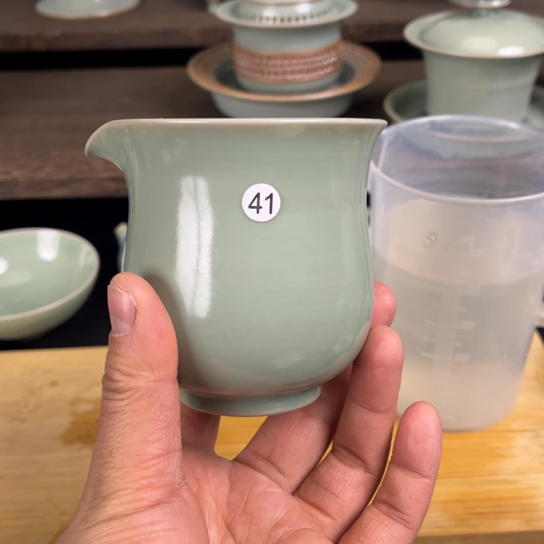 【闪购商品】田*微微公道微瑕微瑕