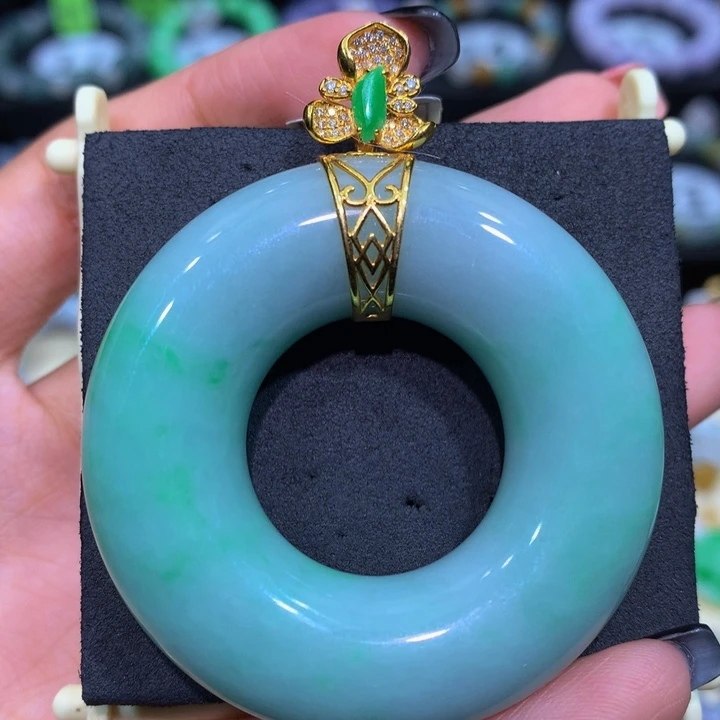 翡翠18K金镶嵌手链翡翠