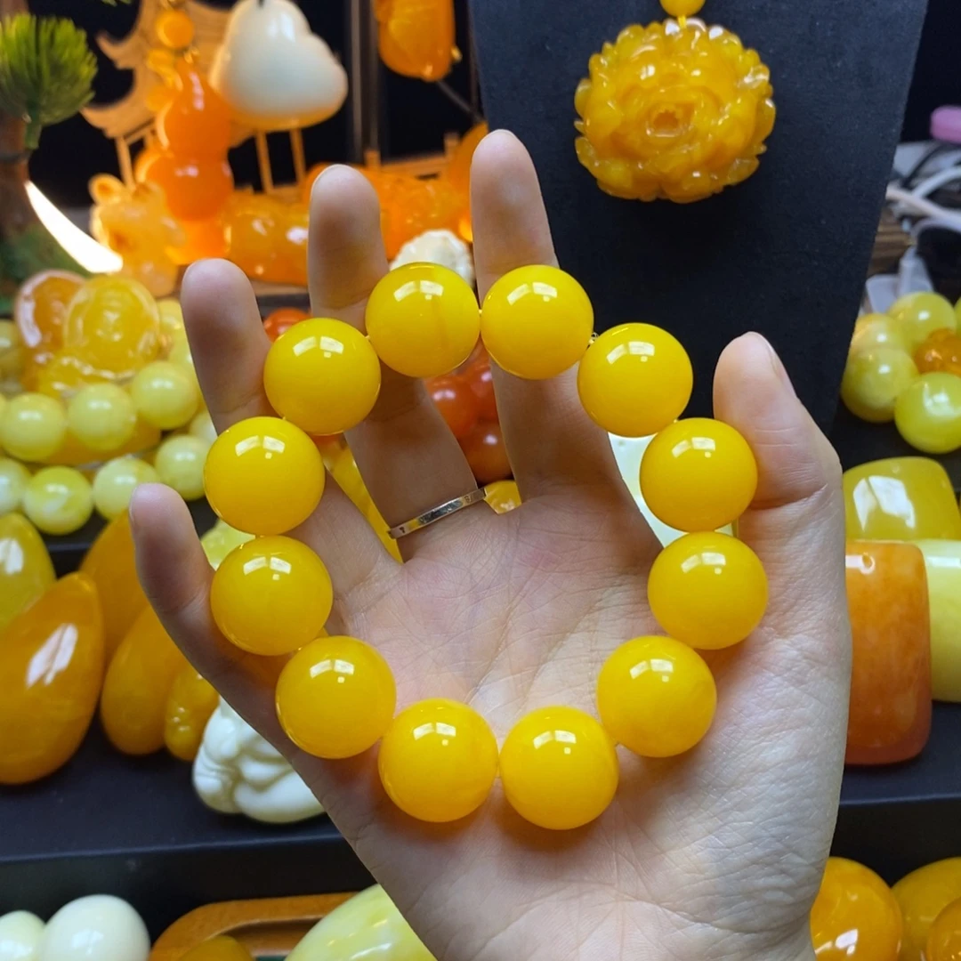 彪***部非金属全品无暇鸡油黄20