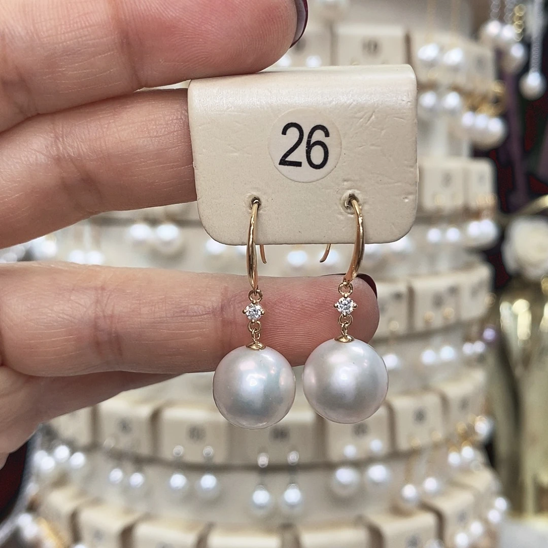 耳饰18K金镶嵌淡水珍珠