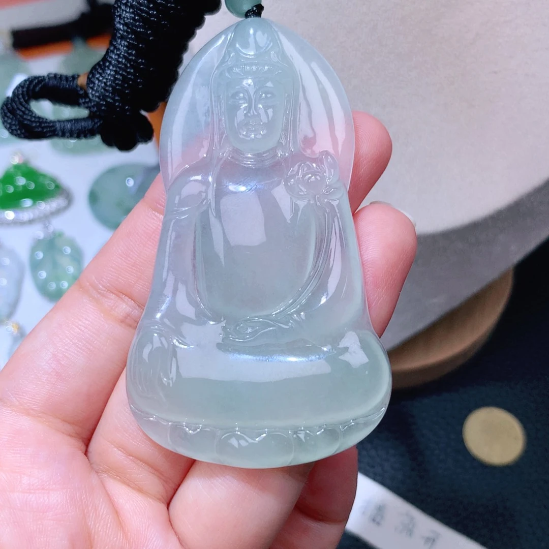 颈饰未镶嵌翡翠素衣