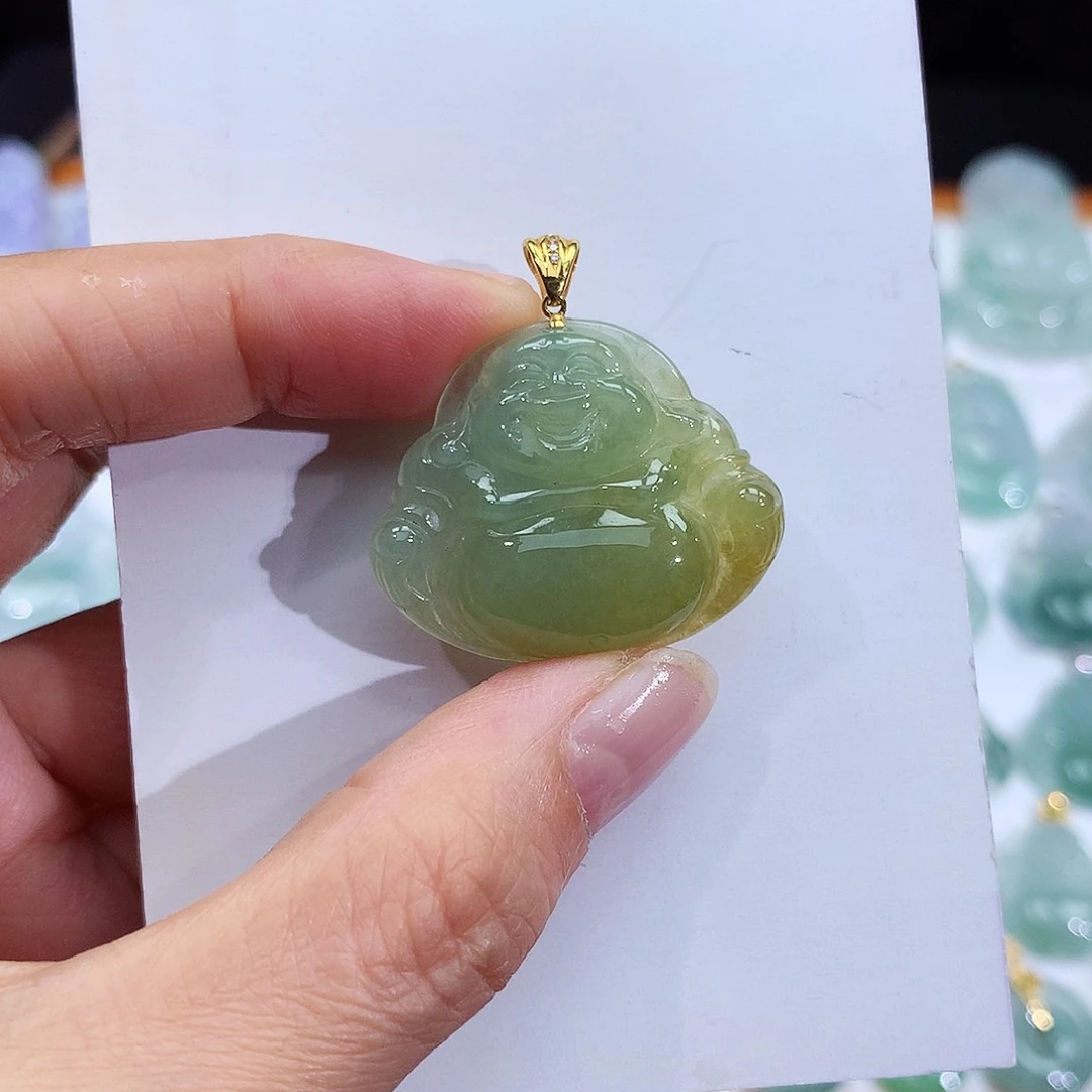 翡翠18K金镶嵌颈饰翡翠吊坠