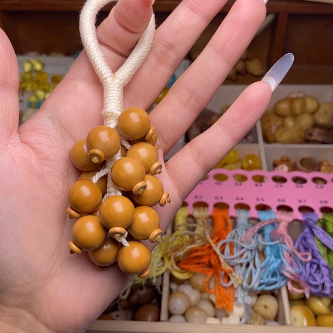 吊坠猴头核桃14圆珠葡萄串