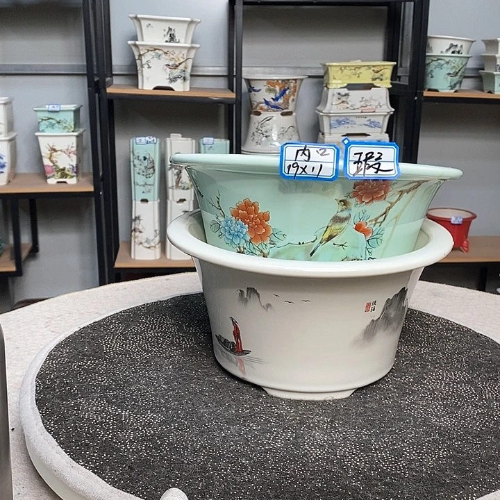 紫砂的花盆很漂亮23