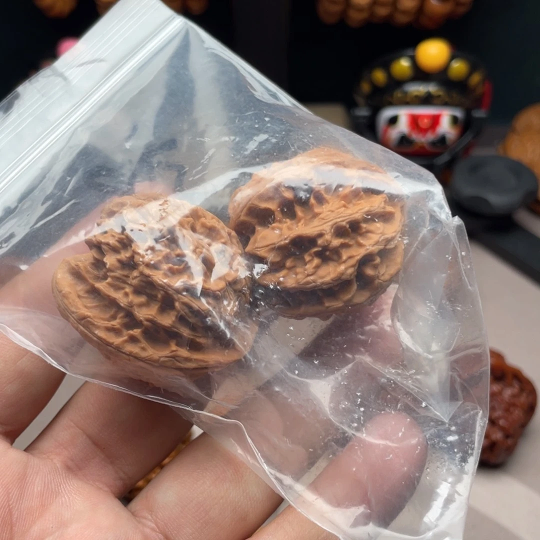 文玩核桃吊坠安****漆苹果园