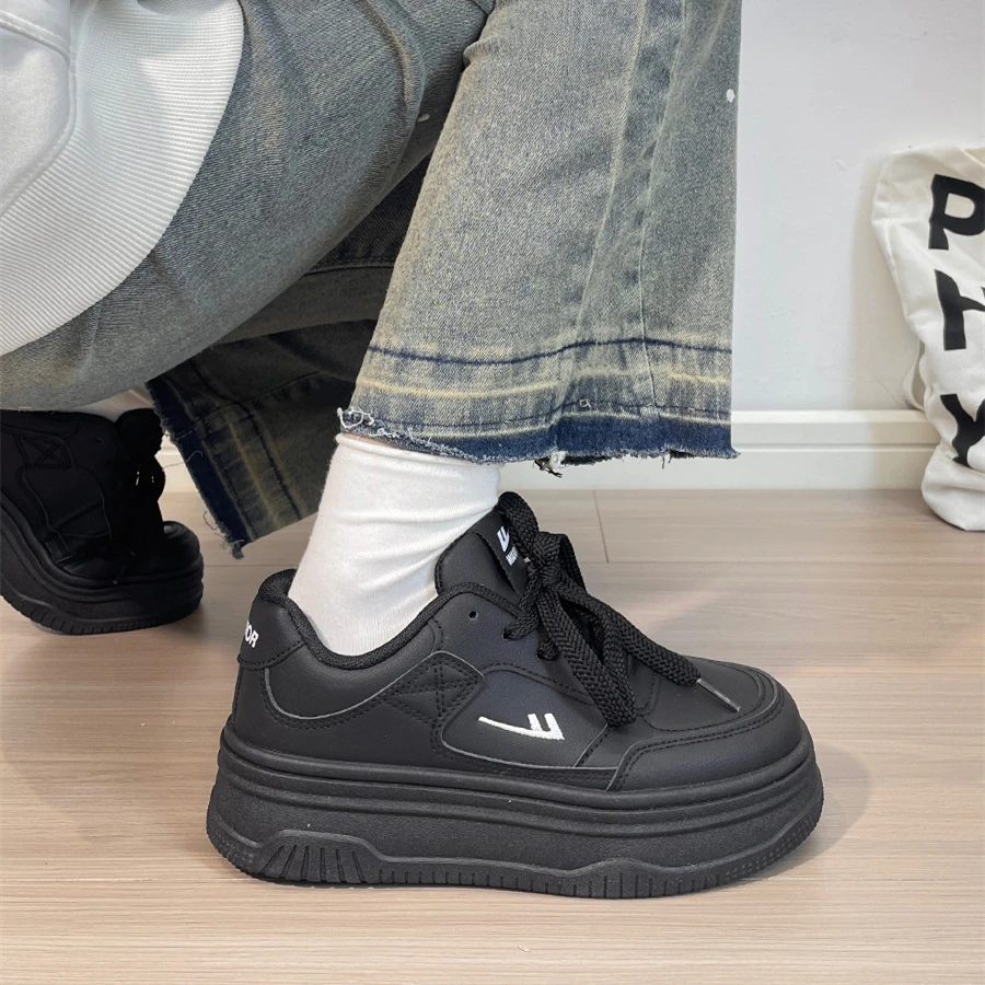 回力黑色板鞋女2025新款爆款初中生鞋子厚底轻便小个子增高小白鞋