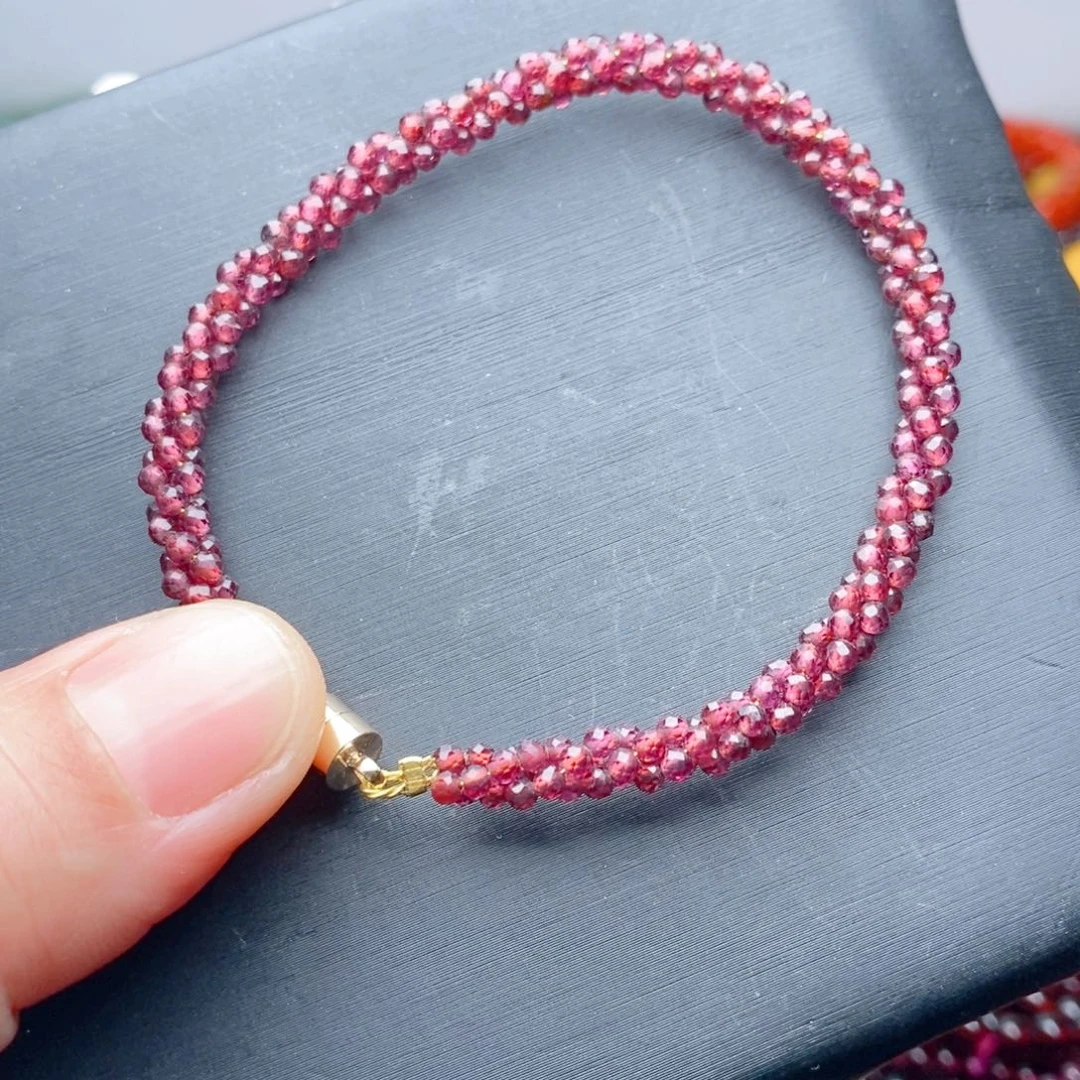 手链未镶嵌石榴石