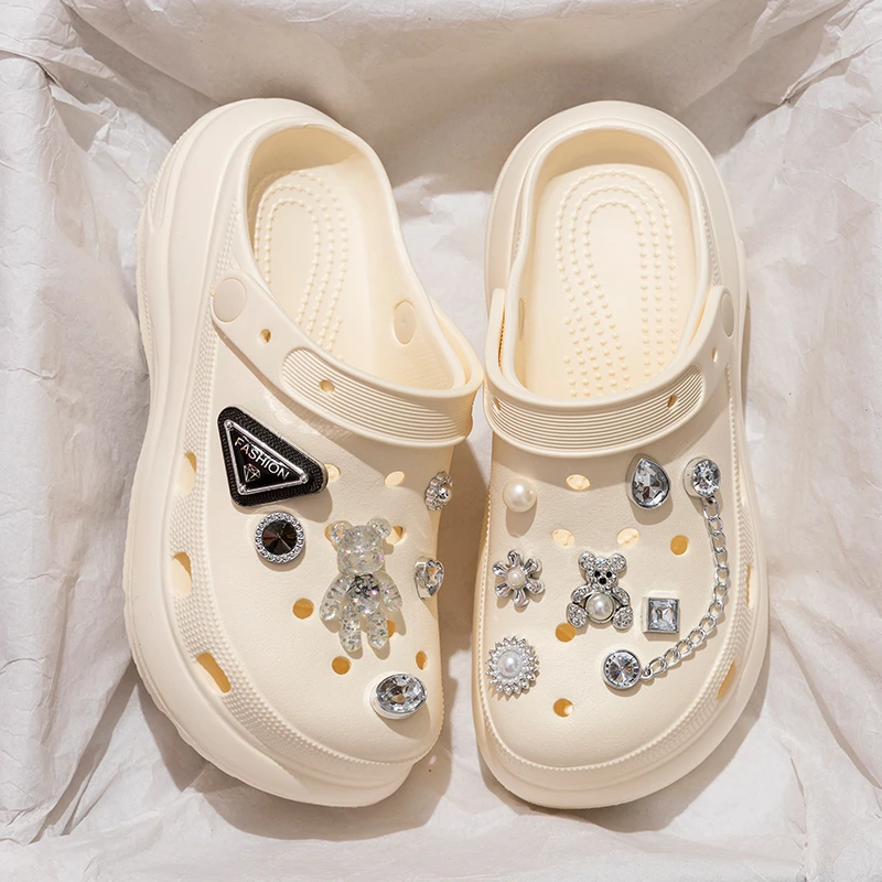 【卡同款】泡芙款洞洞鞋卡皮巴拉网红时尚软底外穿防滑包头凉拖增高