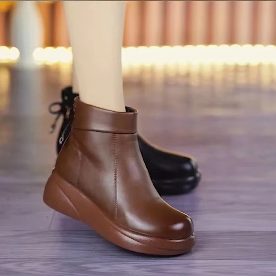 冬季新款妈妈厚底保暖松糕短靴圆头加厚棉靴马丁加绒皮靴