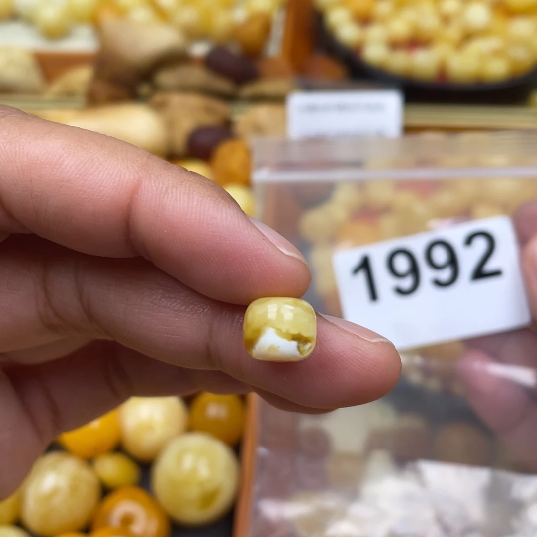 琥珀珠宝奇石未镶嵌10荧光 粉