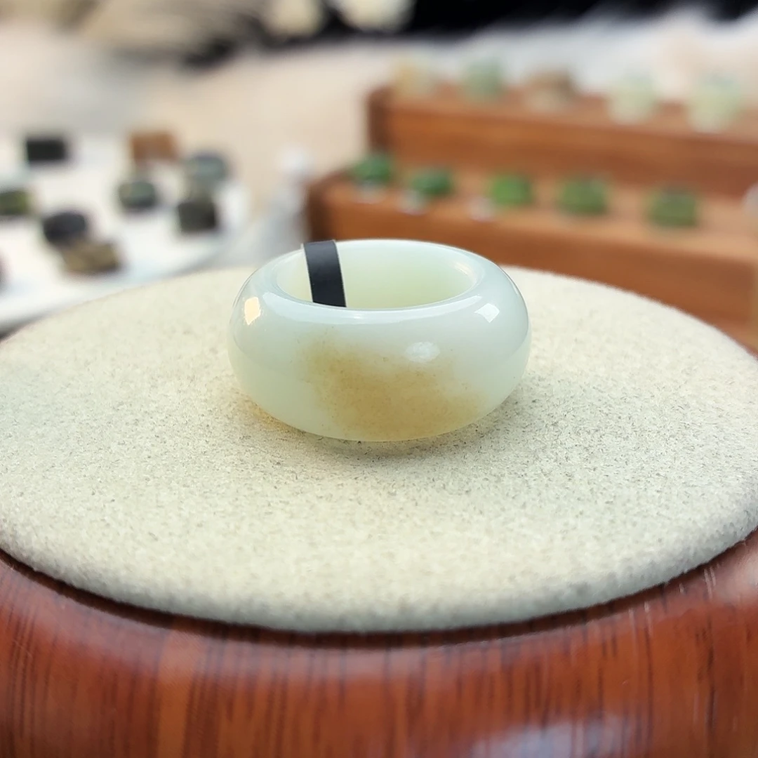 和田玉未镶嵌戒指i62一口糖墩墩16.2mm