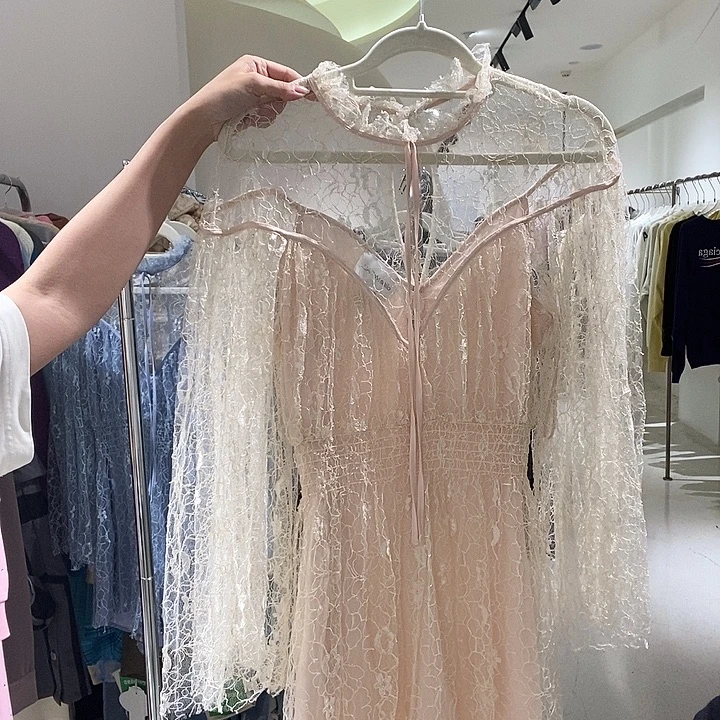 Alice原价1980 34码不退不换